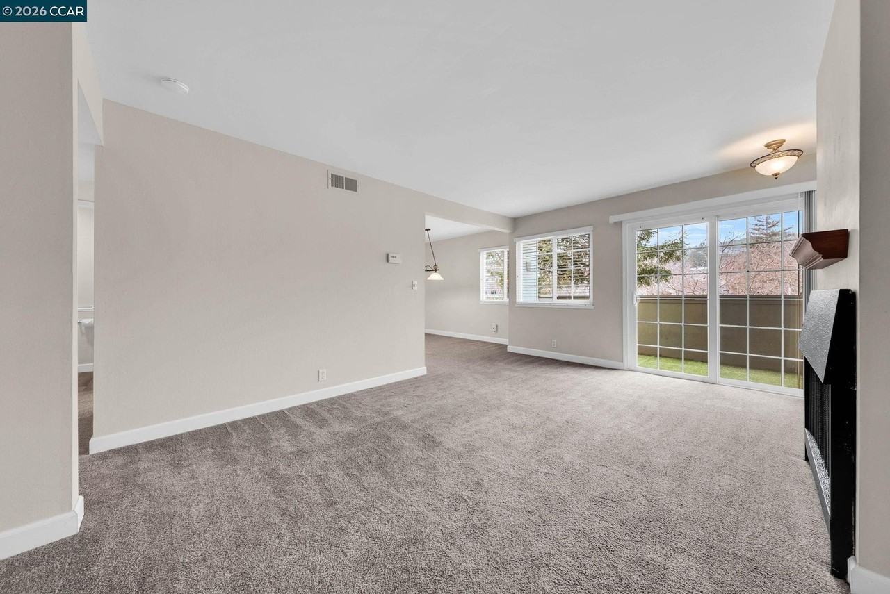 1812 Cole Ave #4 - Photo 6 of 47