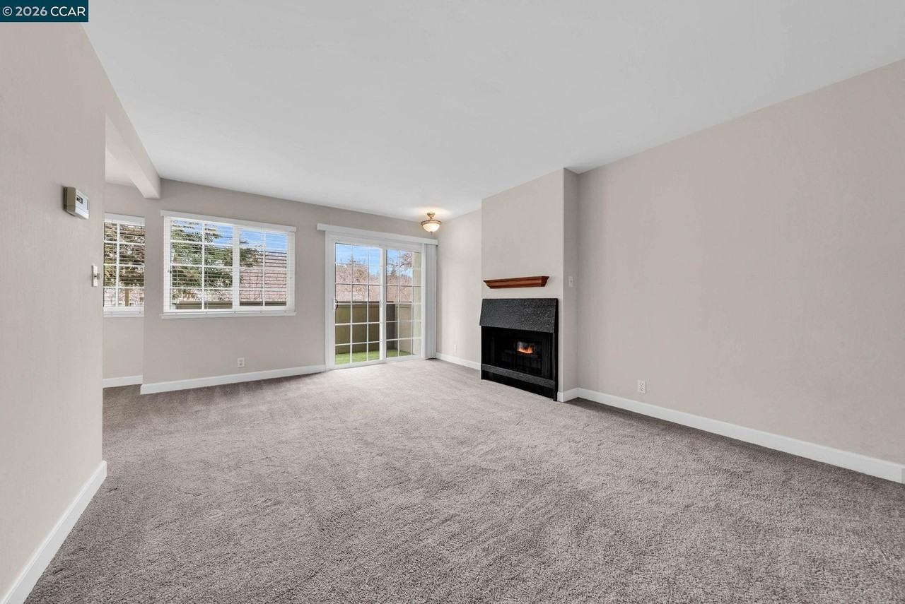 1812 Cole Ave #4 - Photo 7 of 47