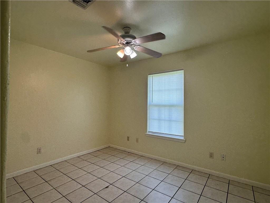 314 Easy St #B - Photo 7 of 9