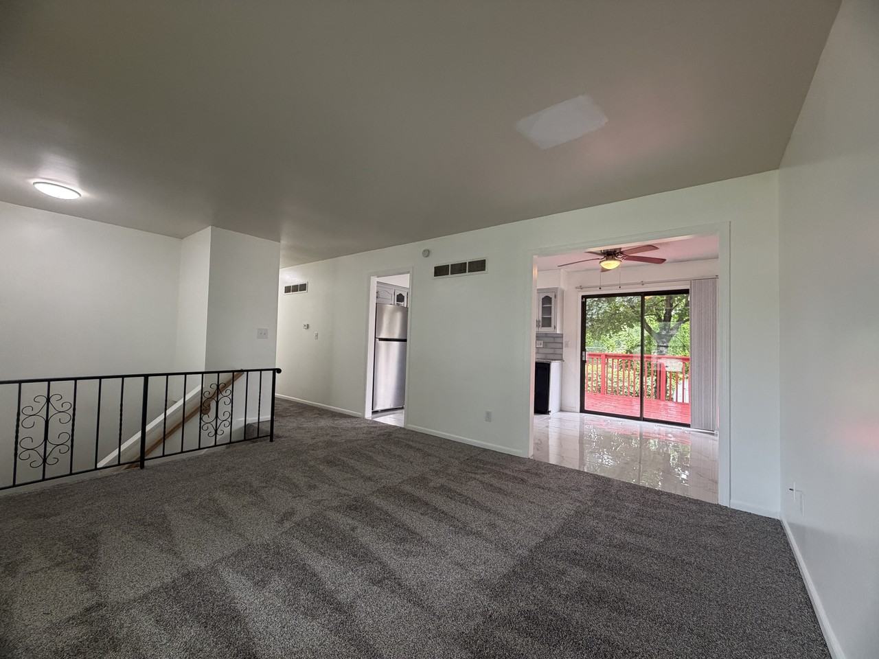 1208 S Mayview Ave #1 - Photo 6 of 28