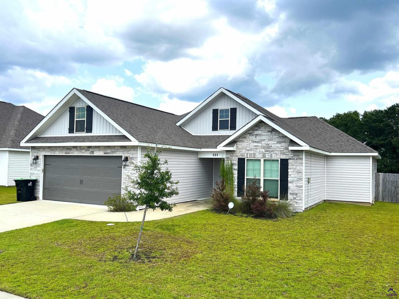 531 Edgarton Way - Photo 2 of 35