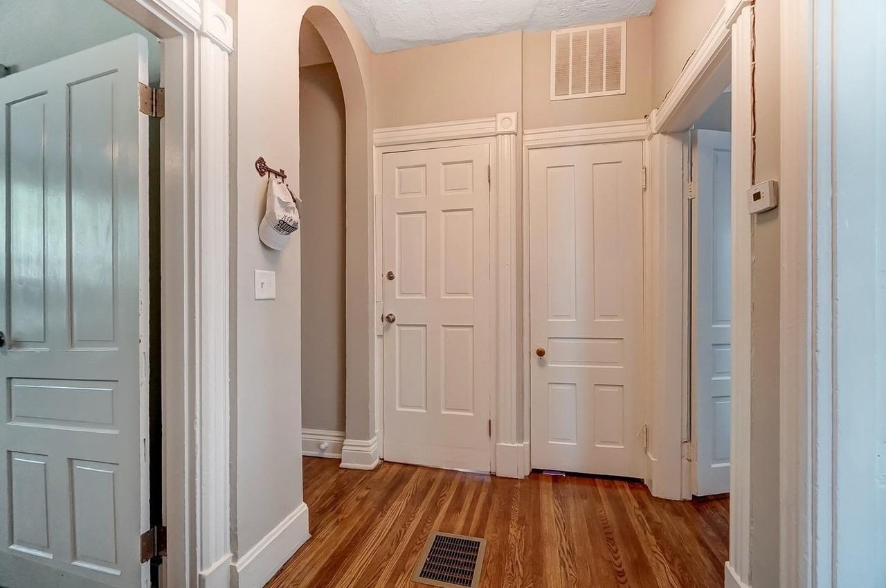 2546 Ingleside Ave #2 - Photo 4 of 29