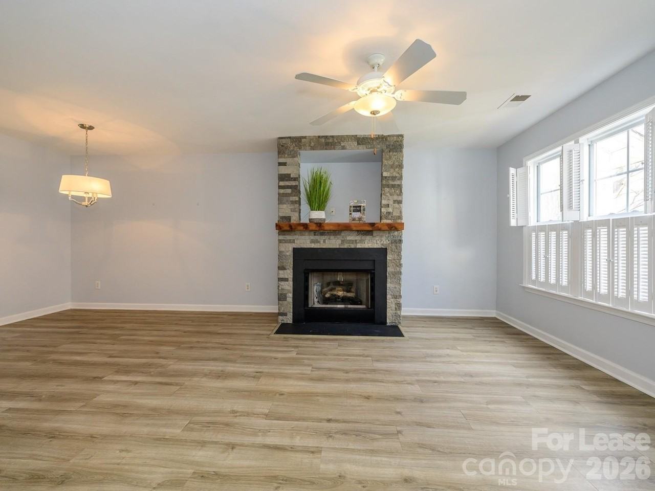 8327 Brickle Ln - Photo 4 of 20