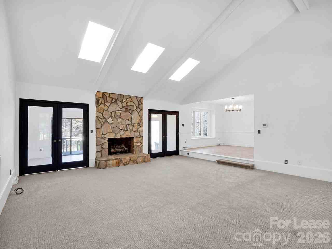 3917 Singletree Rd - Photo 4 of 46