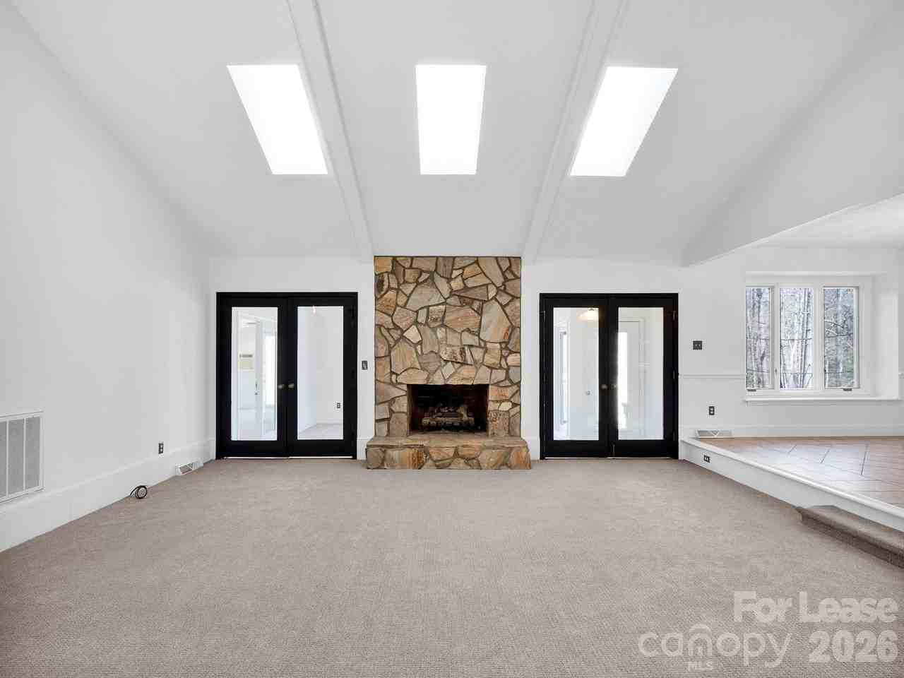3917 Singletree Rd - Photo 5 of 46