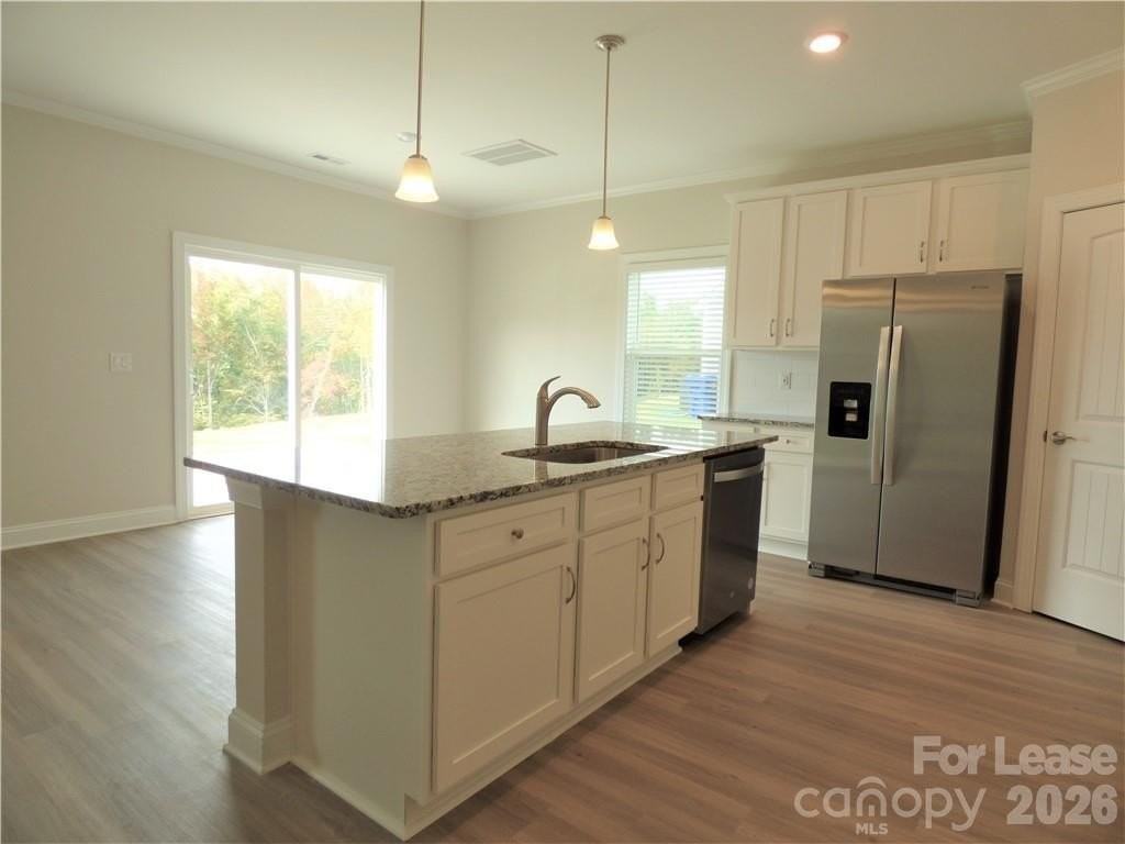 110 Tavern Trl - Photo 4 of 35