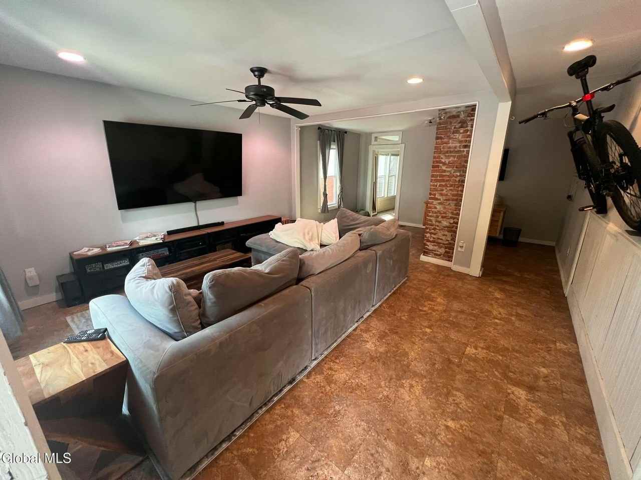 67 Lawrence St #1 - Photo 2 of 9