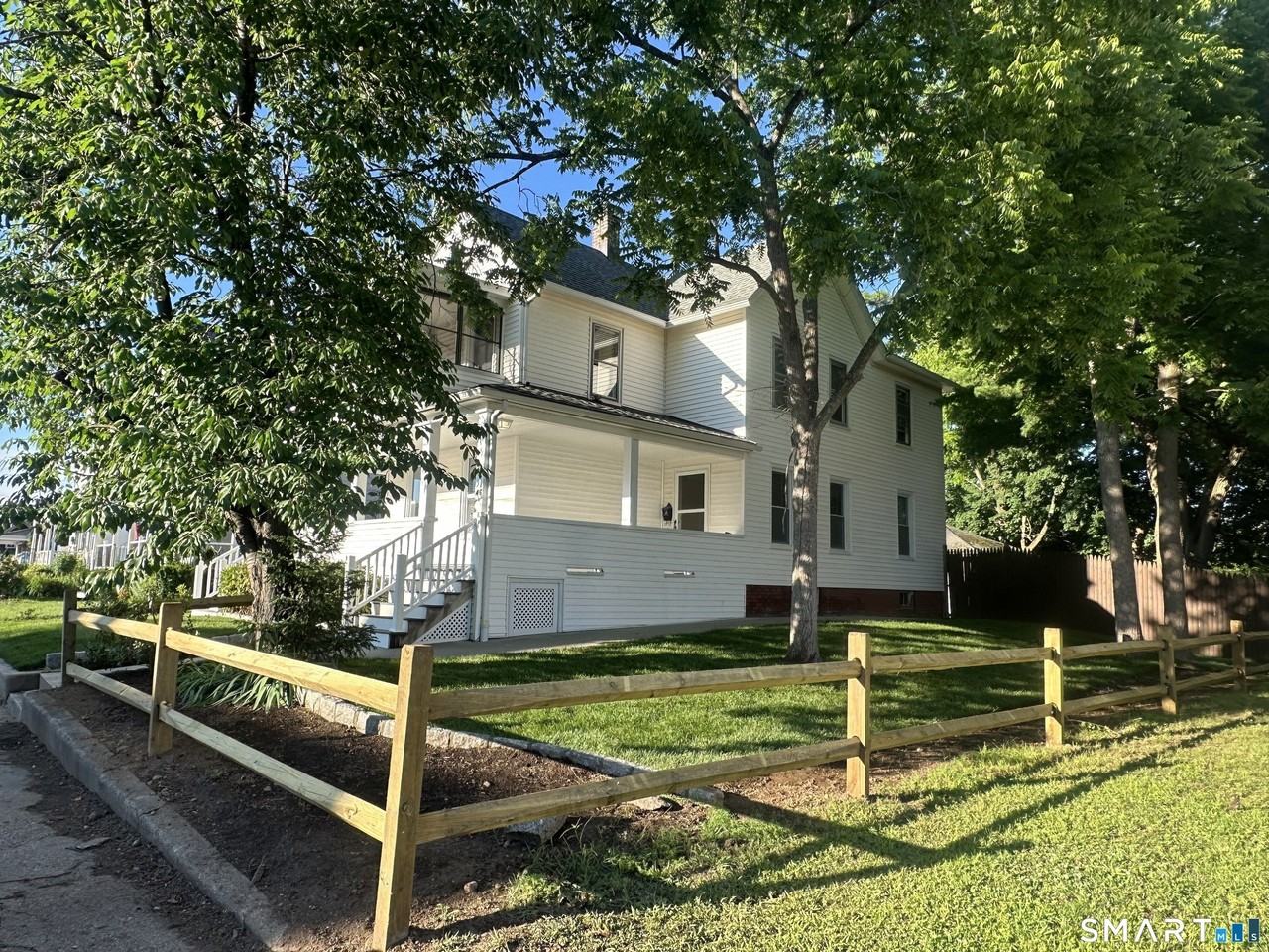 46 Holbrook St - Photo 3 of 11