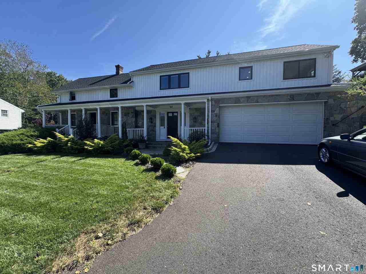 561 River Rd - Photo 2 of 6