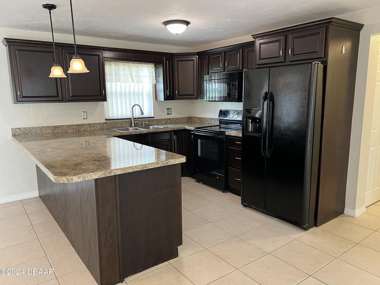 145 Pinion Cir - Photo 5 of 11