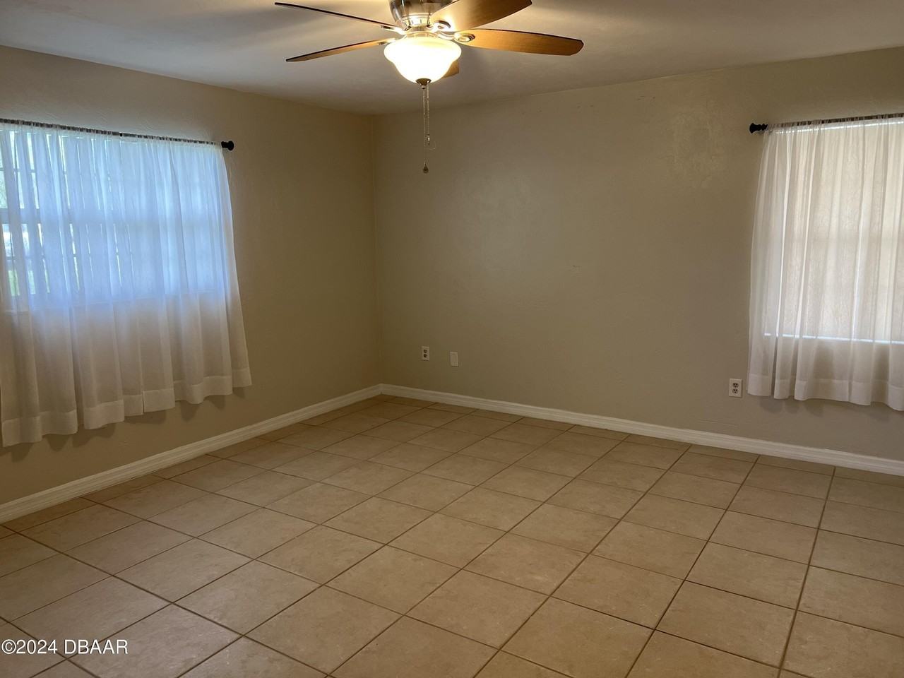 145 Pinion Cir - Photo 7 of 11