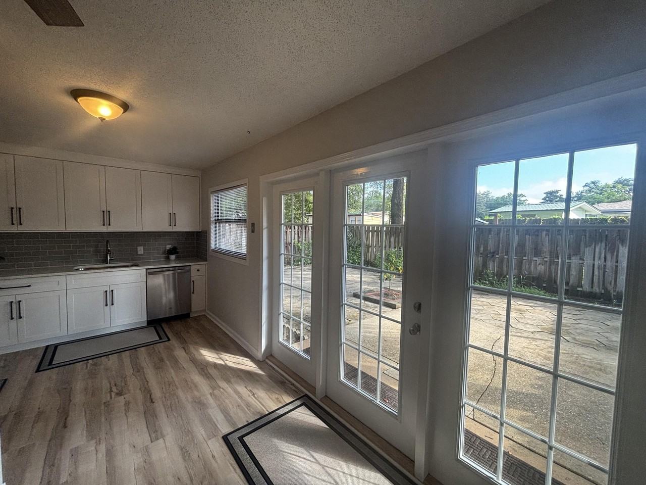 143 Edward Cir - Photo 4 of 18