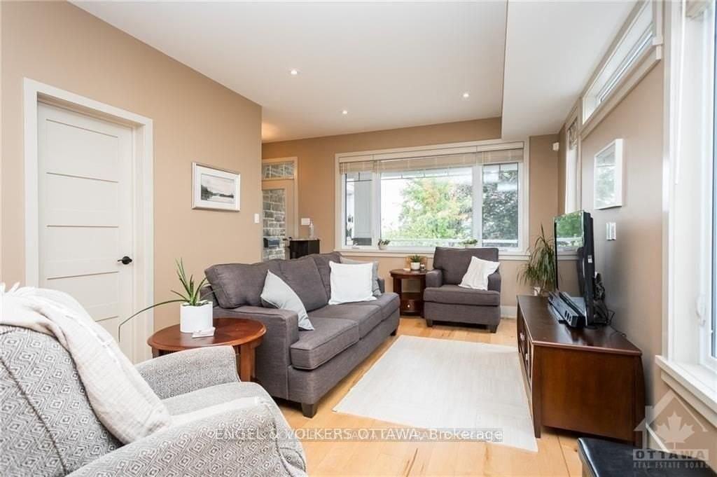 267 Kirchoffer Ave - Photo 6 of 49