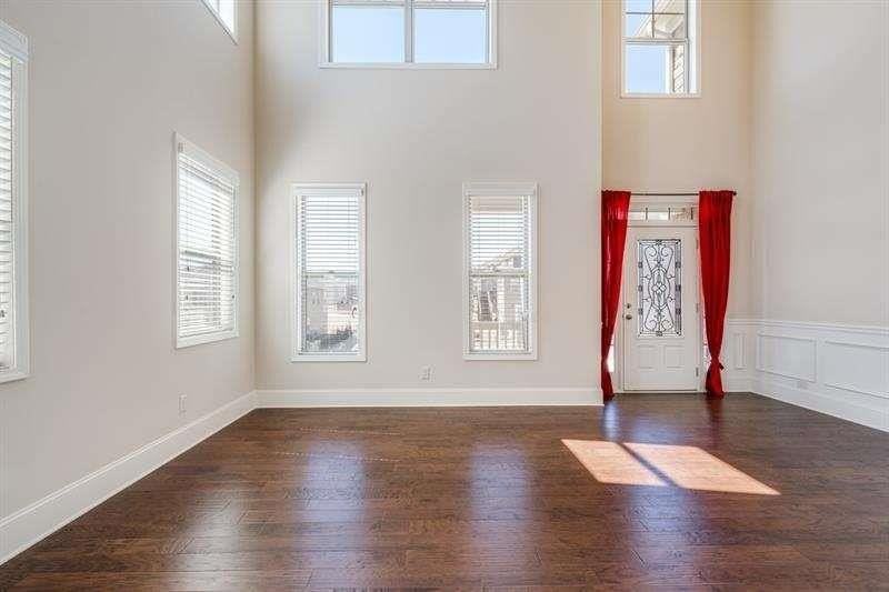 4215 Miramount Overlook - Photo 5 of 45