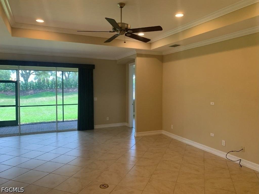 13390 Seaside Harbour Dr - Photo 4 of 37