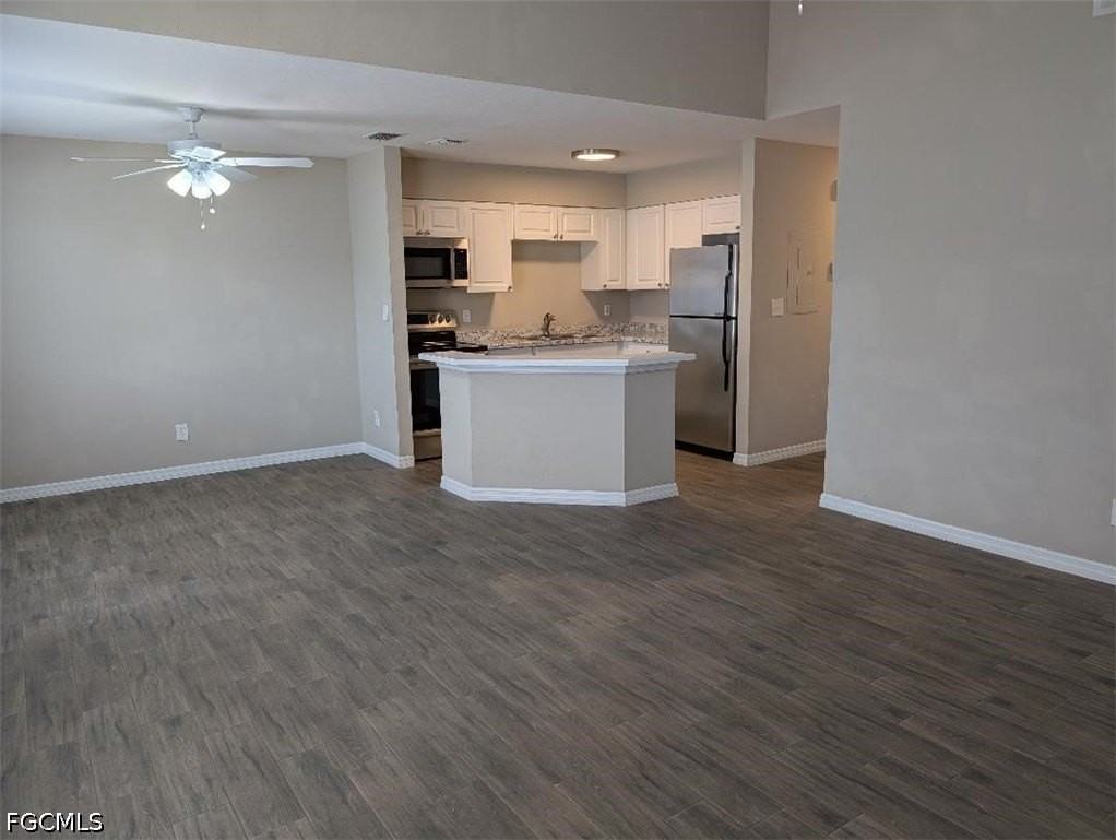 218 Hancock Bridge Pkwy #6 - Photo 2 of 10
