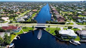 featured image of 2720 Sw 51st St