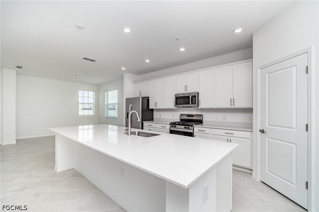 15194 Bluffton Ln #1421 - Photo 7 of 50