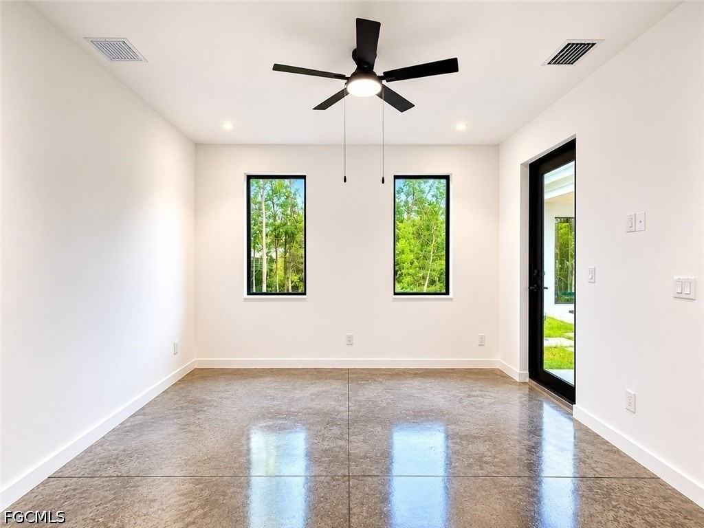 2402 George Ave S - Photo 6 of 10