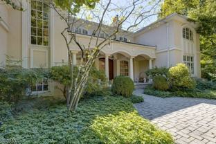 21 Stoningham Dr - Photo 1 of 1