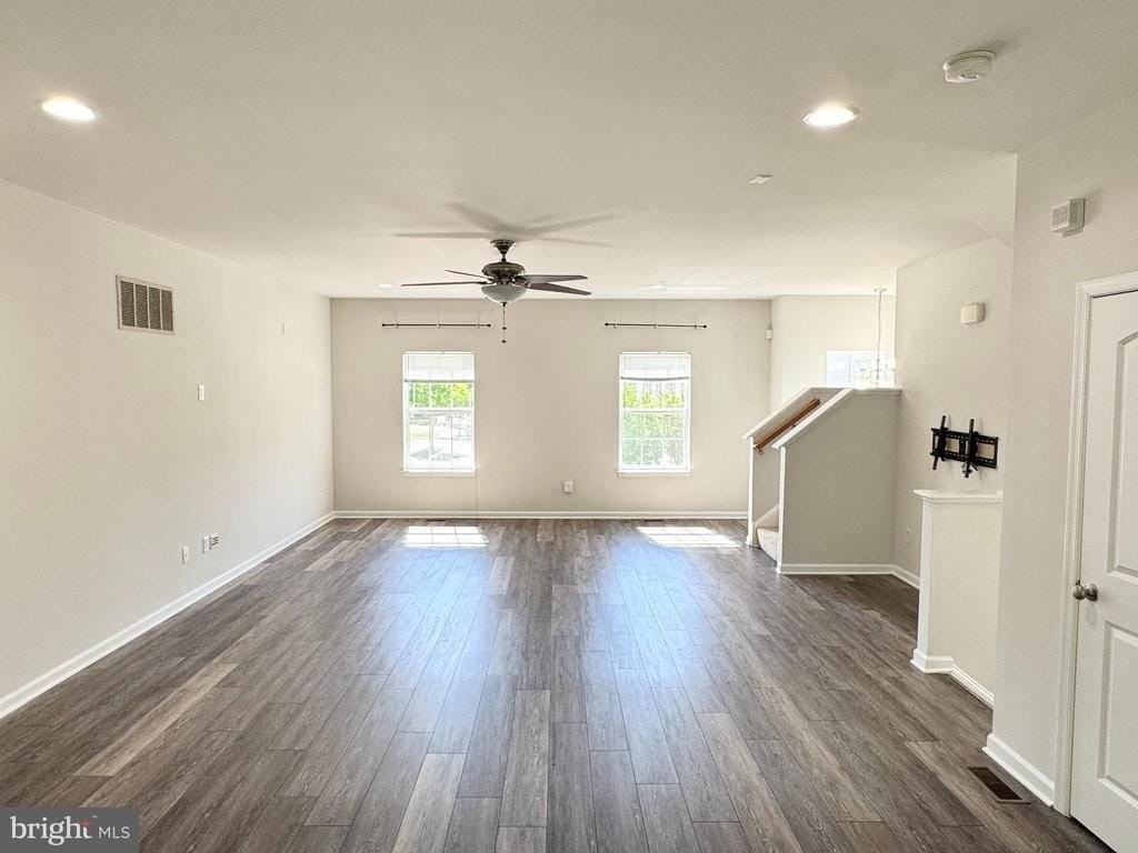 312 Wilkinson Dr #6 - Photo 5 of 41