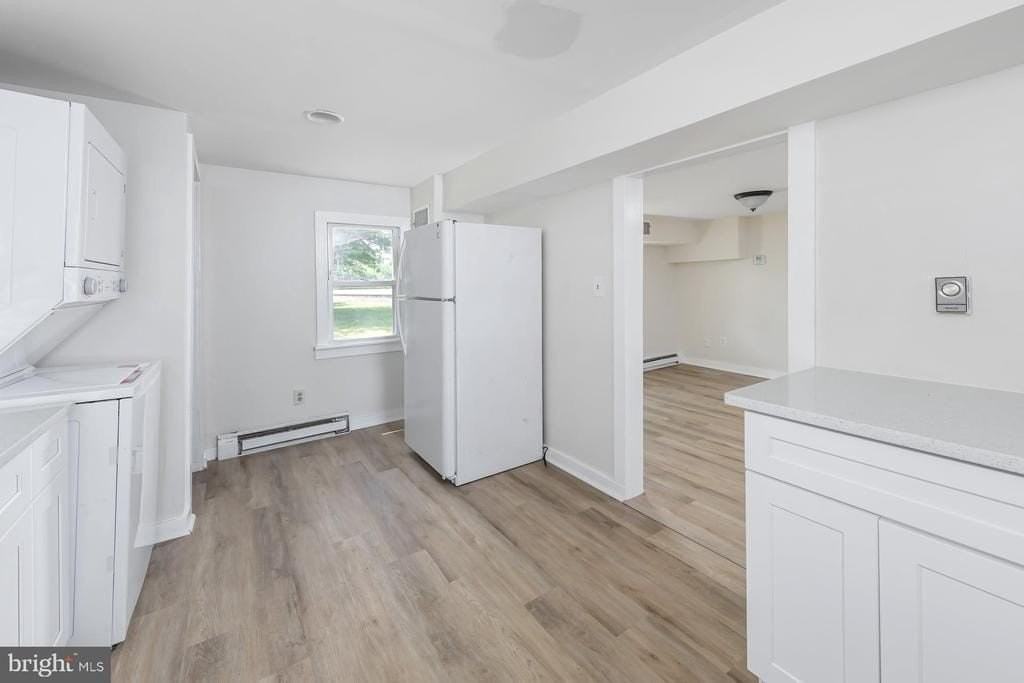 371 Bailey St - Photo 3 of 20