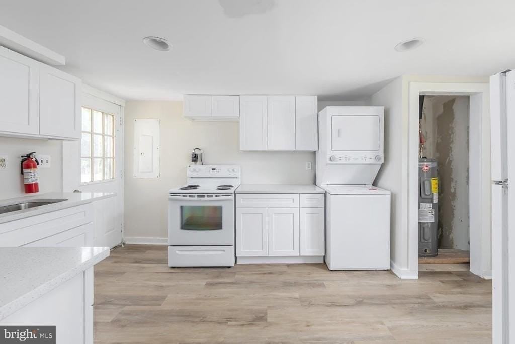 371 Bailey St - Photo 4 of 20