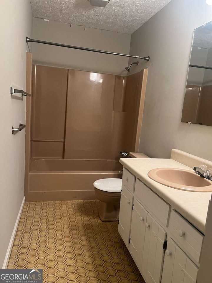 3459 Leisure Ln - Photo 6 of 10