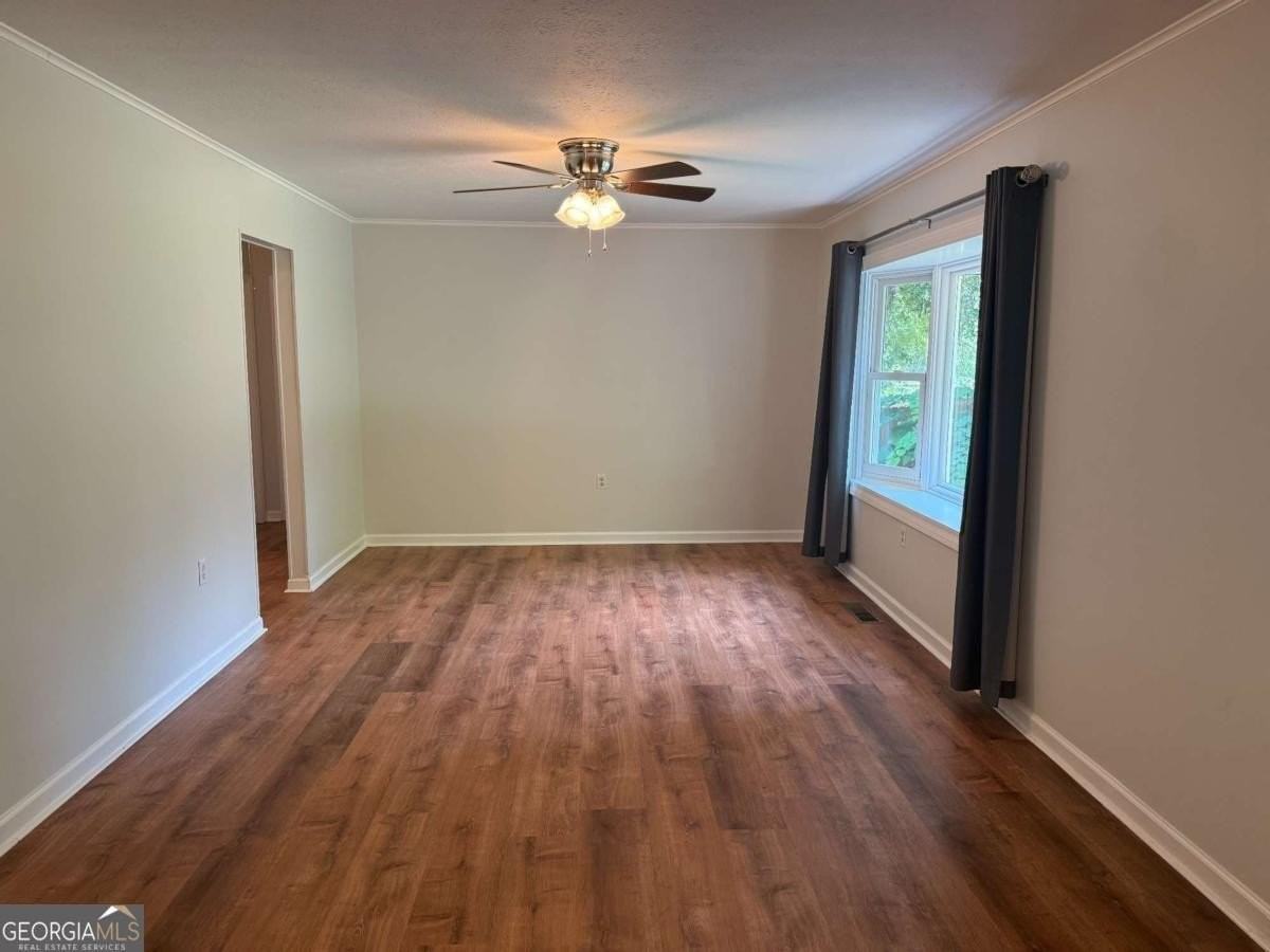 130 Goldust Ave - Photo 3 of 10