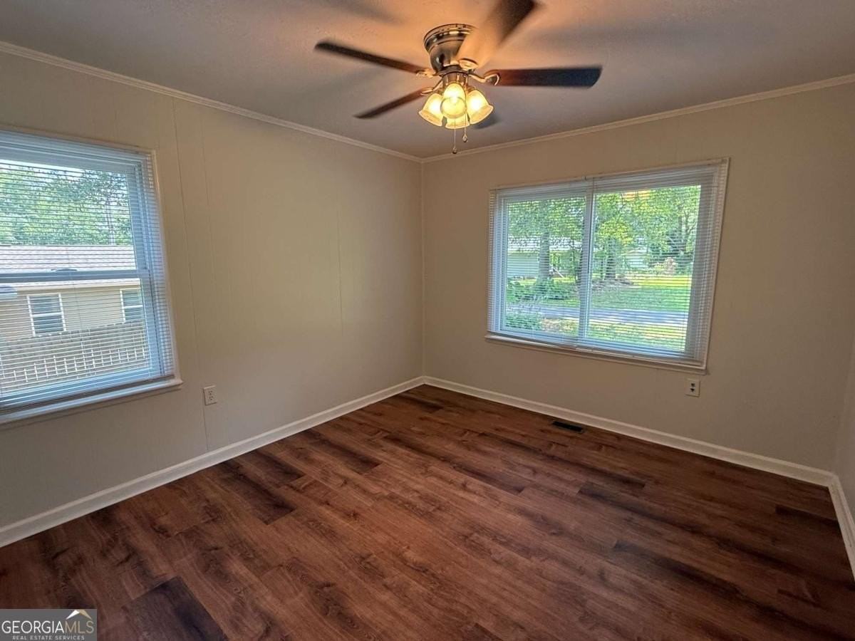 130 Goldust Ave - Photo 6 of 10