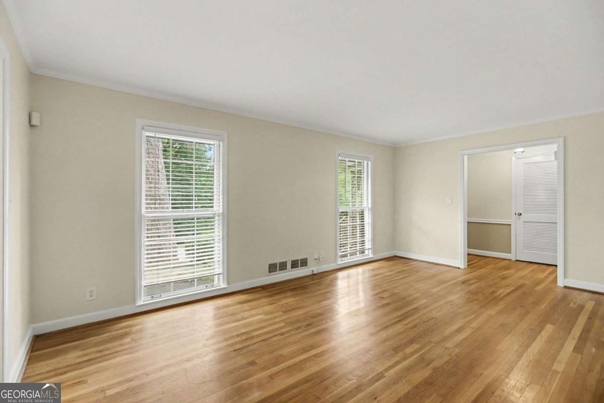 4725 Kitty Hawk Pl - Photo 6 of 26