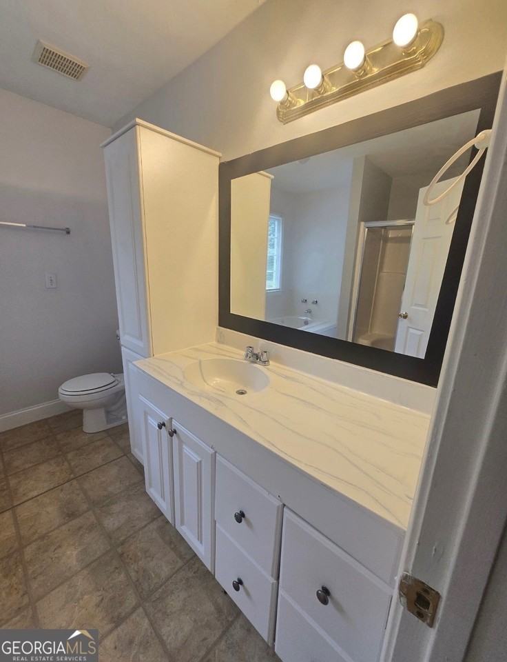 12320 Brown Bridge Rd - Photo 2 of 23