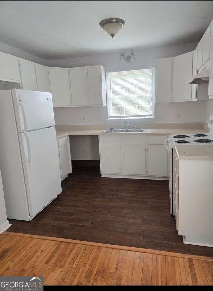 12320 Brown Bridge Rd - Photo 4 of 23