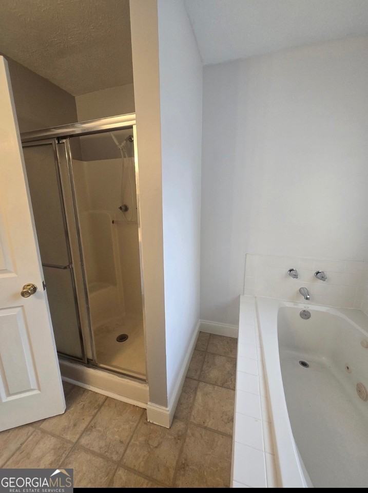 12320 Brown Bridge Rd - Photo 7 of 23