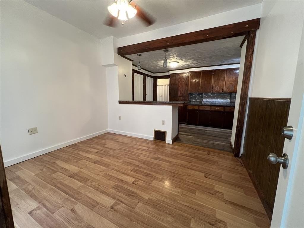 6 Carlton St #1 - Photo 5 of 15