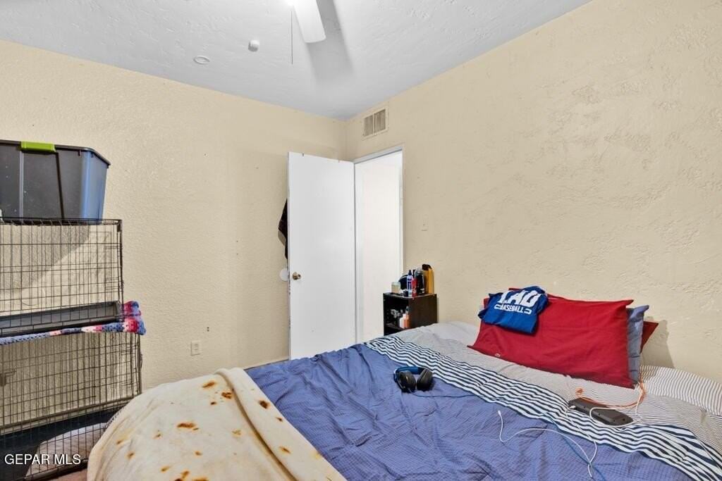 1309 Zuni Pl - Photo 4 of 17