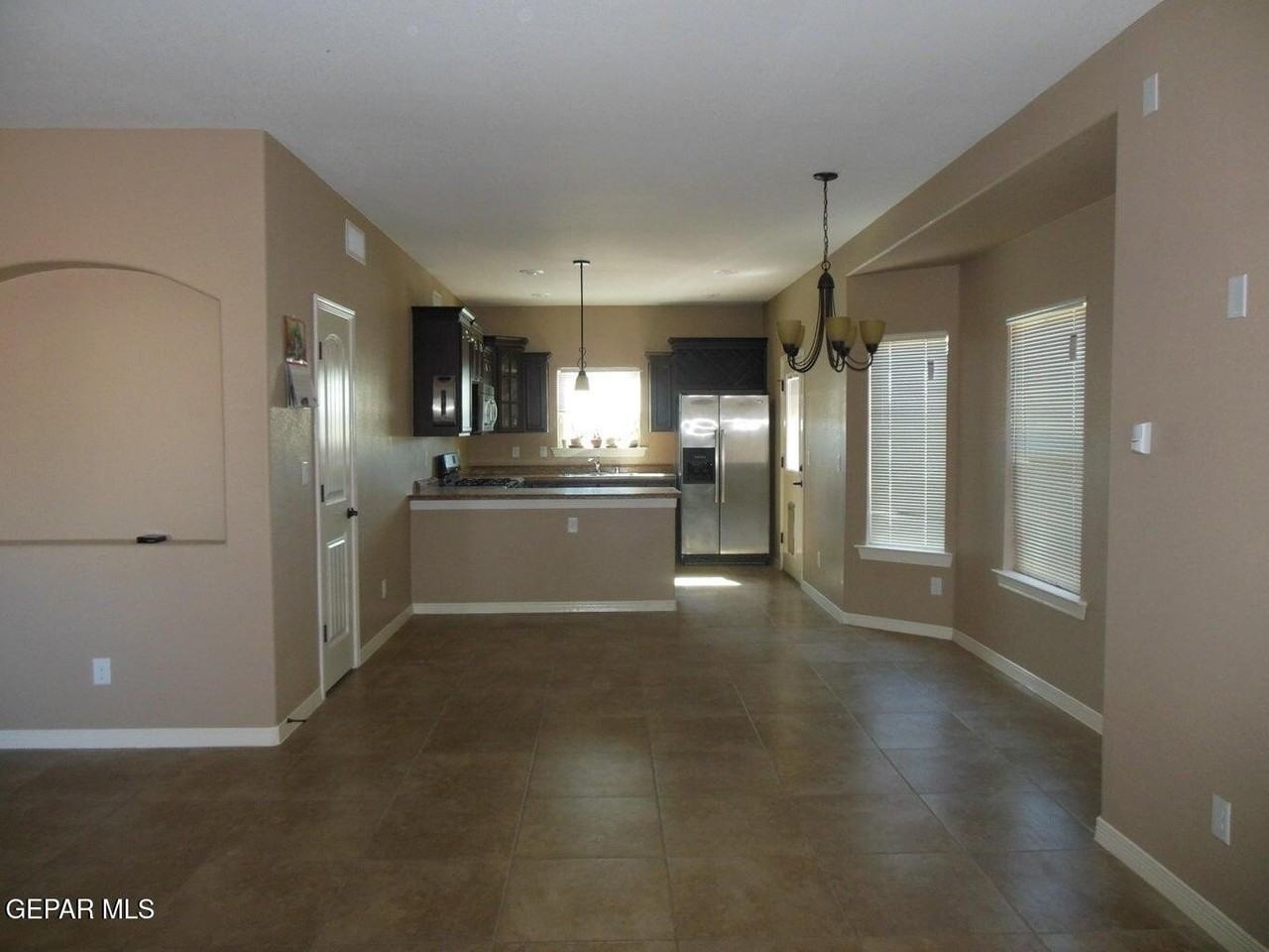 14206 Bluesky Point Ct - Photo 2 of 12