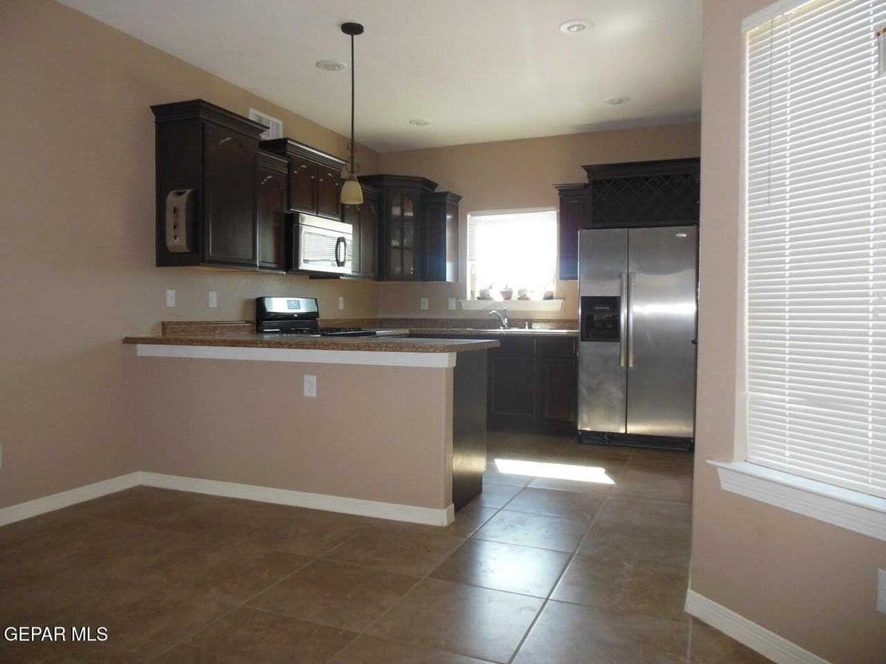 14206 Bluesky Point Ct - Photo 3 of 12