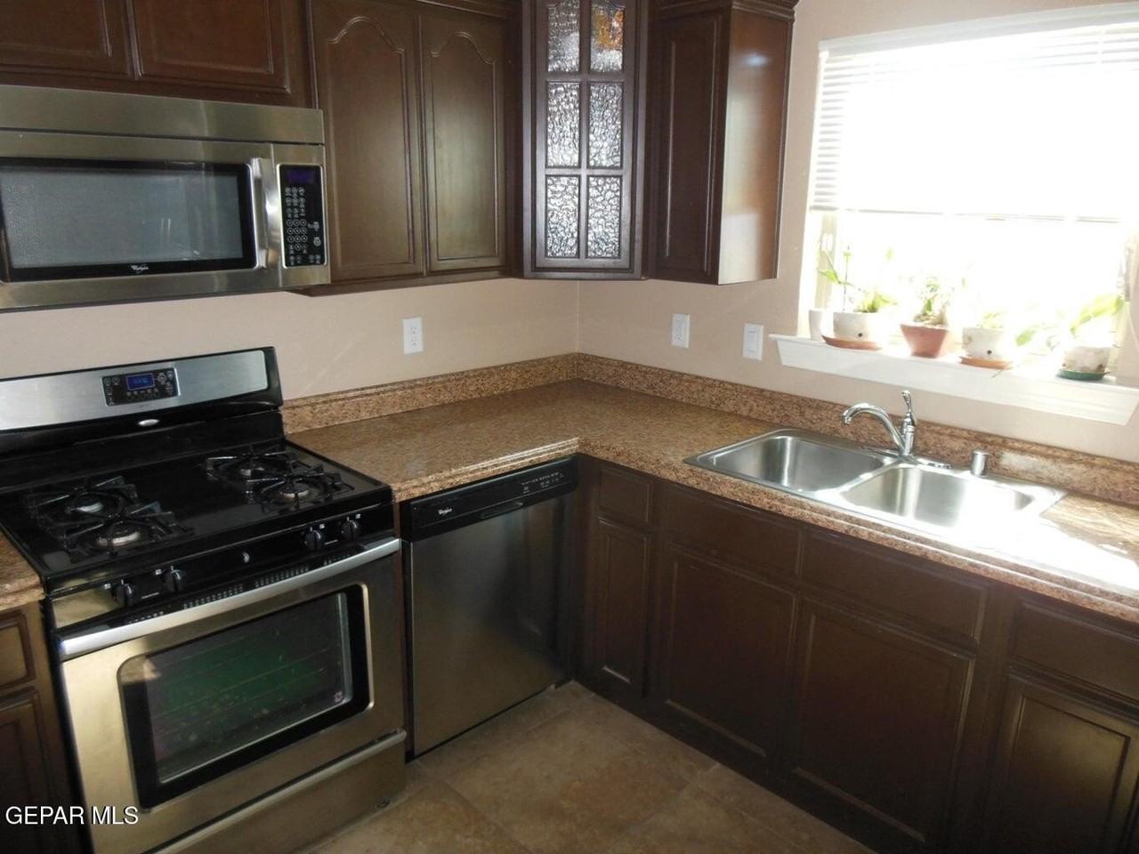 14206 Bluesky Point Ct - Photo 6 of 12