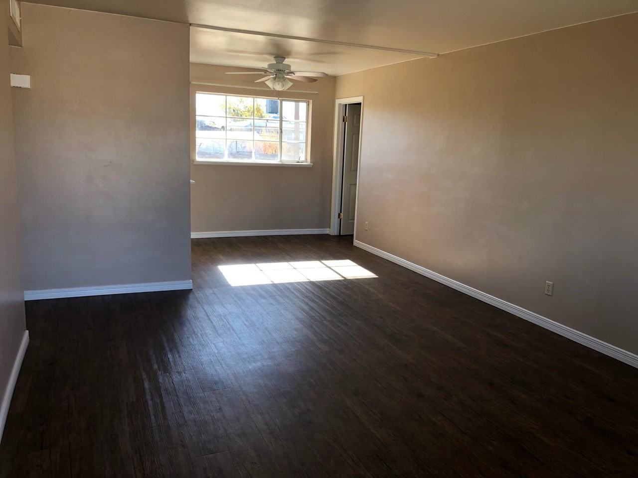 5702 Macon Ln - Photo 2 of 11