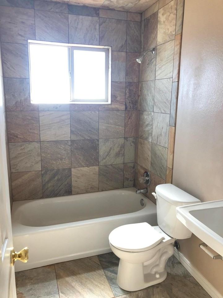 5702 Macon Ln - Photo 6 of 11