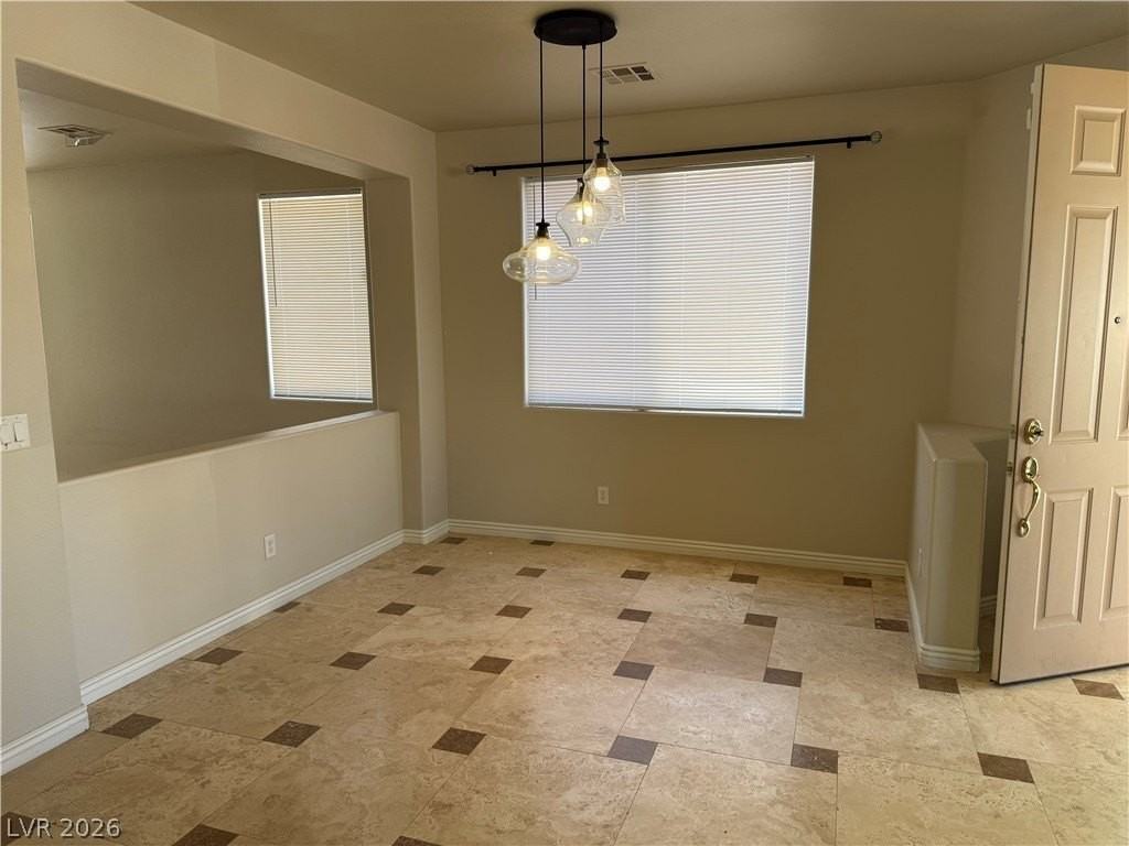 2994 Harbor Heights Dr - Photo 5 of 28