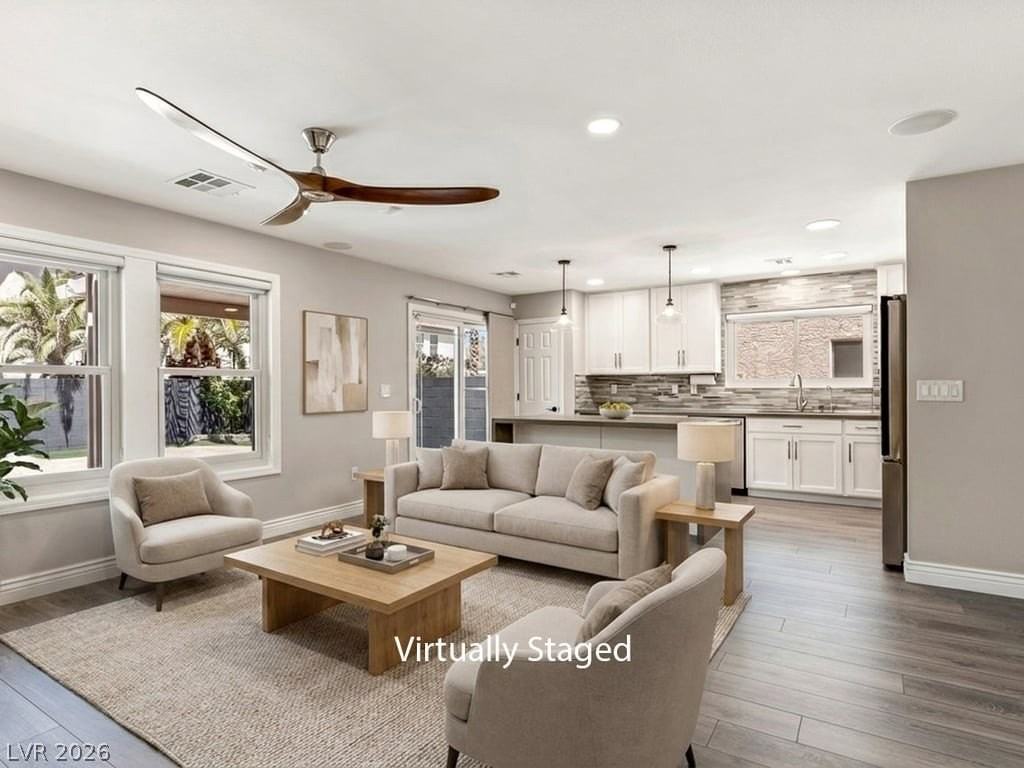 11145 Alora St - Photo 4 of 50