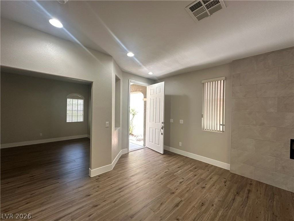 11126 Evvie Ln - Photo 6 of 38