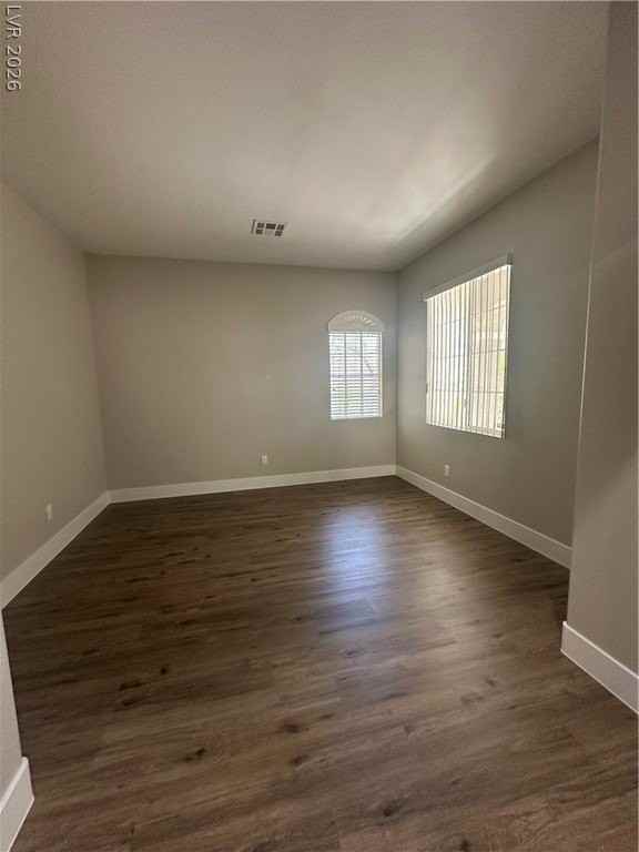 11126 Evvie Ln - Photo 7 of 38