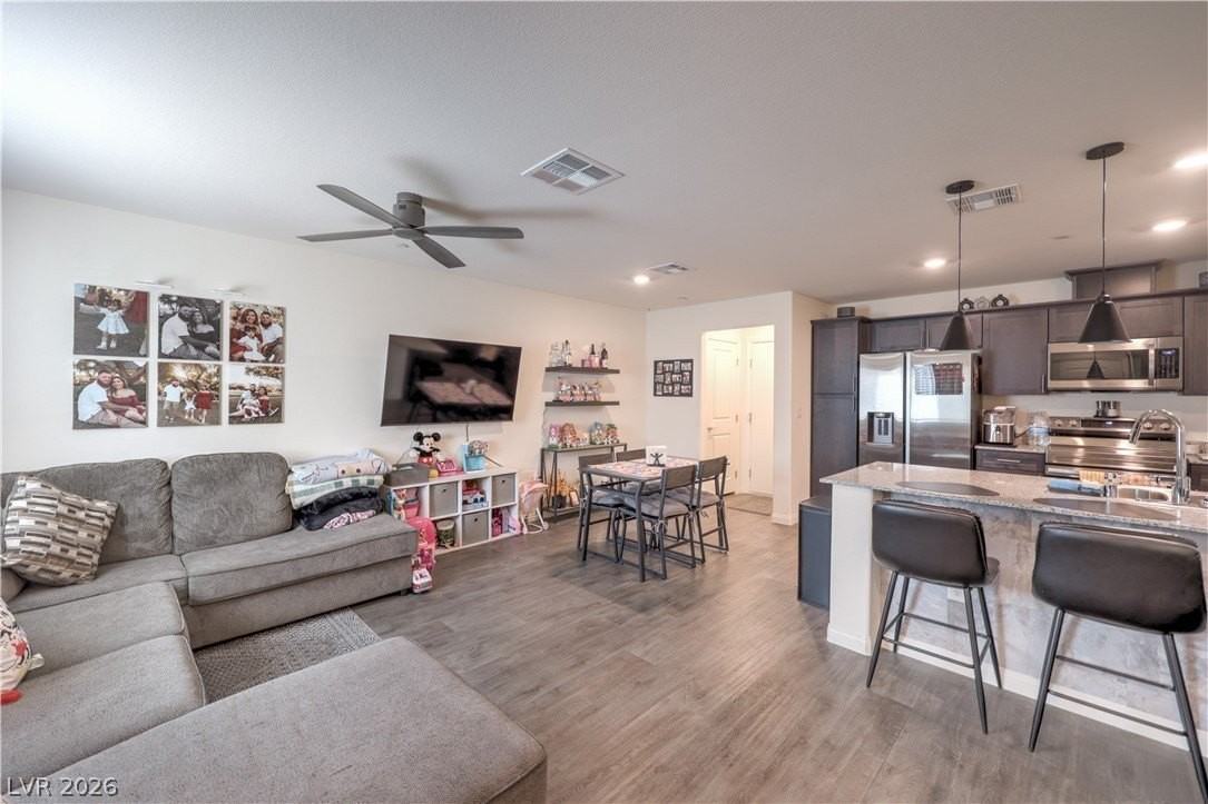 6816 Citron Mist Ct - Photo 7 of 44