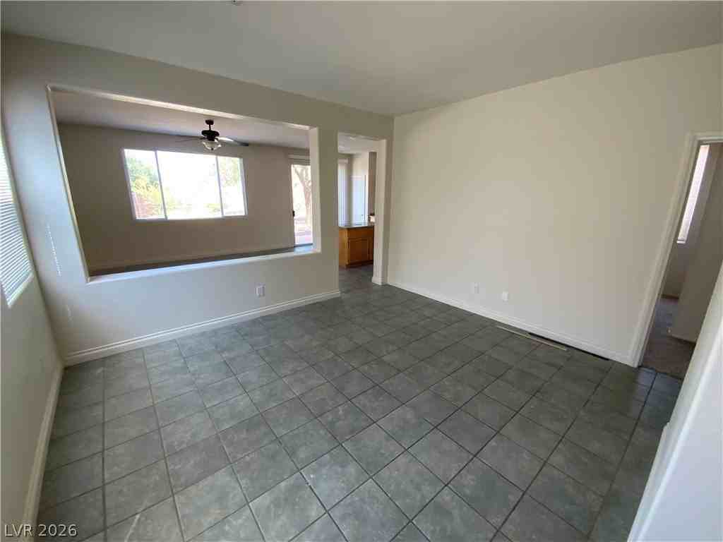 2392 Predera Ave - Photo 2 of 17