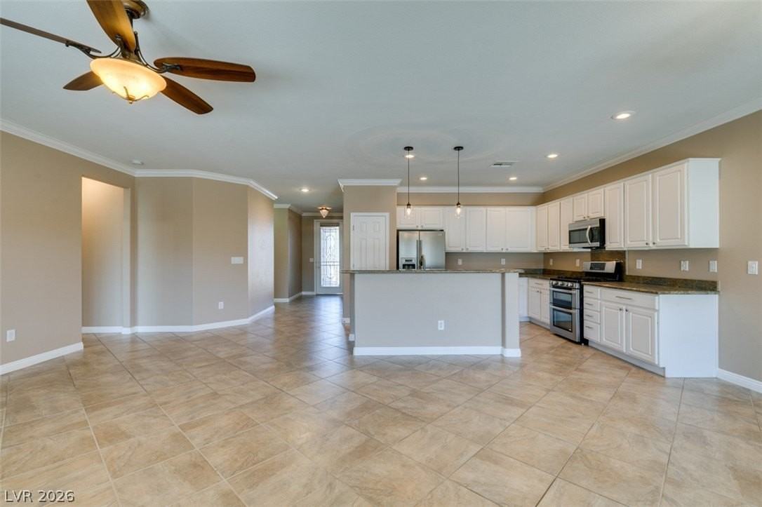 2154 Burtonsville Dr - Photo 4 of 16