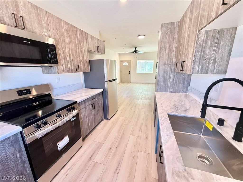461 Comstock St #3 - Photo 4 of 24
