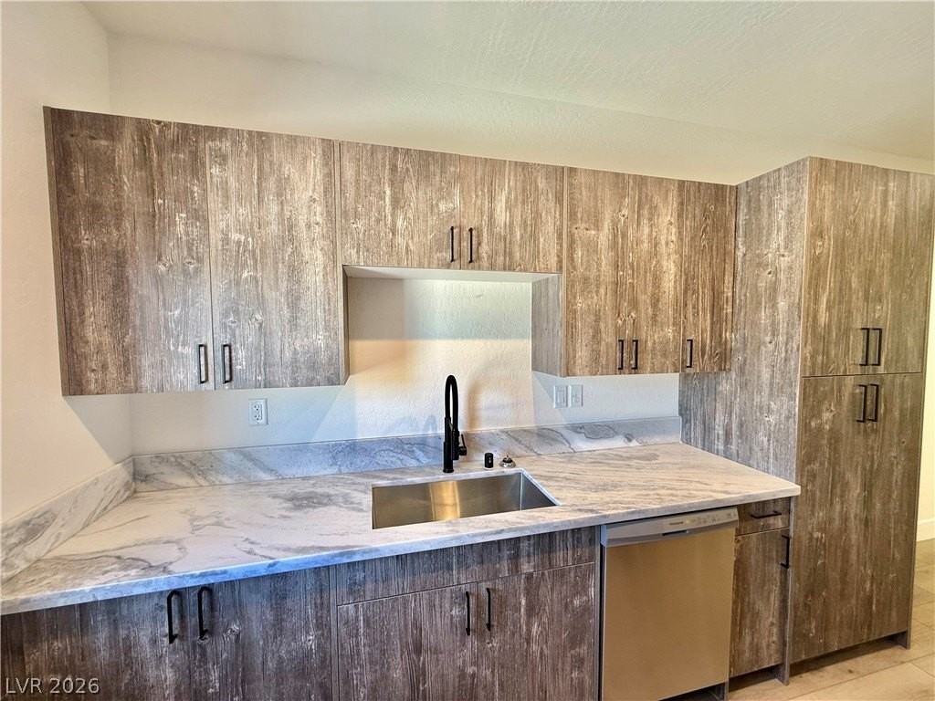 461 Comstock St #4 - Photo 6 of 26